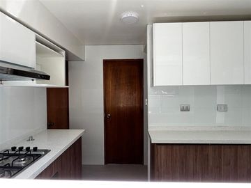 Casa en Venta en Valenzuela Puelma, La Reina