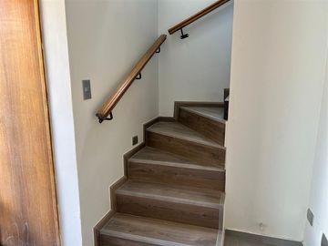 Casa en Venta en Valenzuela Puelma, La Reina