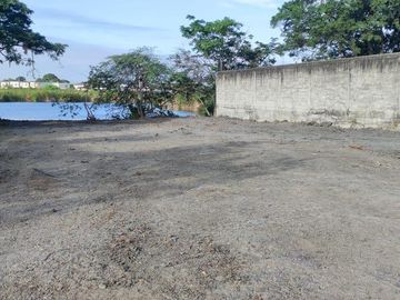 Terreno en venta en la urbanización brisas de Santay BarG