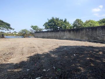 Terreno en venta en la urbanización brisas de Santay BarG