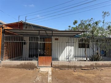 Casa en Venta en Pasaje Ignacio Carrera Pinto