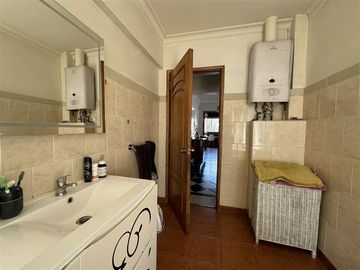 Casa en Venta en Ricardo Wagner entre Av. Bilbao y Las Luciérnagas