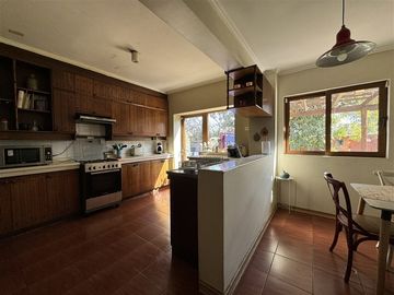 Casa en Venta en Ricardo Wagner entre Av. Bilbao y Las Luciérnagas