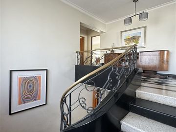 Casa en Venta en Ricardo Wagner entre Av. Bilbao y Las Luciérnagas