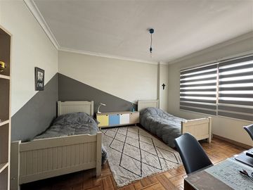 Casa en Venta en Ricardo Wagner entre Av. Bilbao y Las Luciérnagas