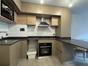 Departamento en Venta en Entre Av El Bosque y Jorge Matte Gormáz