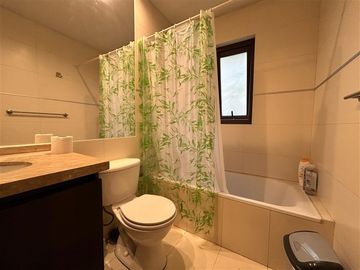 Casa en Venta en Lo Pinto S/N, Colina