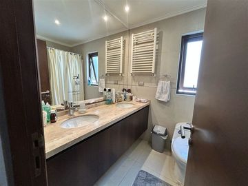 Casa en Venta en Lo Pinto S/N, Colina