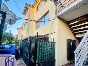 Departamento en Venta en AMPLIO Y COMODO DEPTO CON TERRAZA EN 1ER PISO 2D,1B,56M2