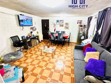 Departamento en Venta en AMPLIO Y COMODO DEPTO CON TERRAZA EN 1ER PISO 2D,1B,56M2