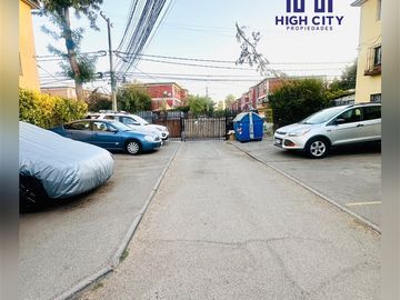 Departamento en Venta en AMPLIO Y COMODO DEPTO CON TERRAZA EN 1ER PISO 2D,1B,56M2