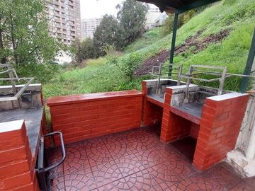 Departamento en Venta en A. VILLA PRICE COND REINA VICTORIA DEPTO 3D2B1B