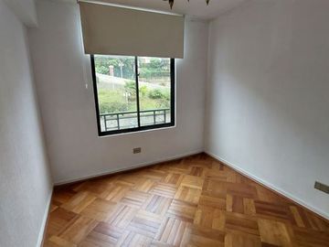Departamento en Venta en A. VILLA PRICE COND REINA VICTORIA DEPTO 3D2B1B