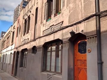 Casa en Venta en 2 casas Habitacionales en Av. Santa Rosa Norte – entre Eleuterio Ramirez y Tarapacá Santiago centro
