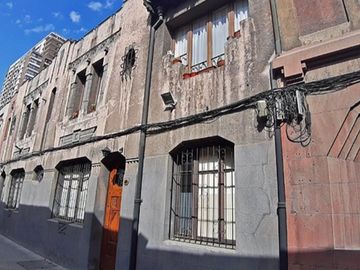 Casa en Venta en 2 casas Habitacionales en Av. Santa Rosa Norte – entre Eleuterio Ramirez y Tarapacá Santiago centro