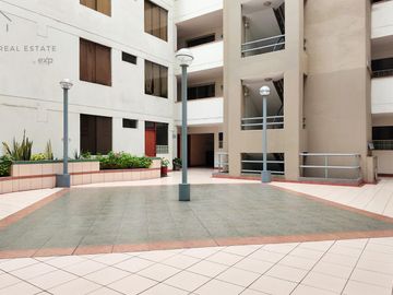 ¡Oportunidad en Surco! Amplio Departamento con 3 Habitaciones, Cochera y Seguridad 24/7 Cerca a Todo