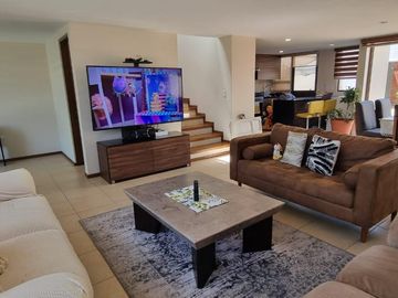 Casa en condominio en  Fracc. Lomas Virreyes, Calimaya Estado de Mexico.