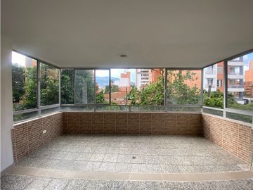 Apartamento en venta en sector de Santa Teresita