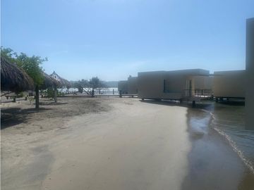 Cabaña frente al mar en Puerto Velero