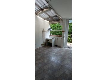 CASA EN VENTA DE 6 HABITACIONES, 1 PISO, COMBIA, PEREIRA