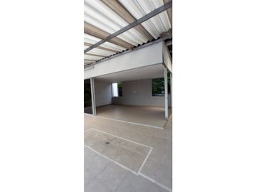 CASA EN VENTA DE 6 HABITACIONES, 1 PISO, COMBIA, PEREIRA