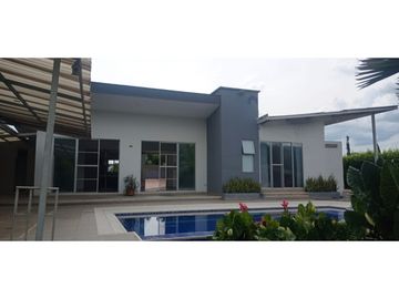 CASA EN VENTA DE 6 HABITACIONES, 1 PISO, COMBIA, PEREIRA