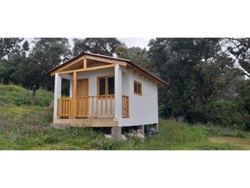 SE VENDE HERMOSO LOTE ESQUINERO EN LA VEREDA EL ALTO DEL AGUILA
