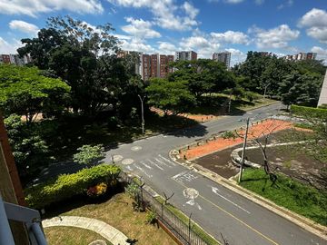 ¡Remodelado Y Con Estudio! Apartamento En Valle Del Lili A Súper Precio