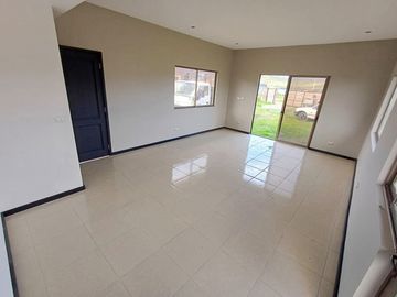 VIVABIEN PROPIEDADES VENDE CASA EN EL MEJOR ENTORNO DE LA LIGUA