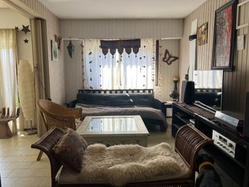 VENTA DPTO 3 DORMITORIOS FRENTE CON BALCÓN