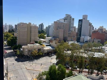 VENTA DPTO 3 DORMITORIOS FRENTE CON BALCÓN