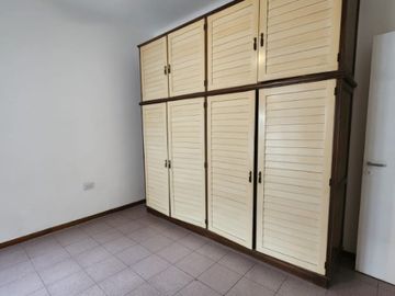 Casa PH en venta en Lanus Oeste
