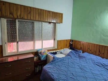 Venta PH 2 Ambientes con Patio y Cochera