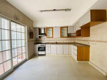VENTA PH 5 AMBIENTES COCHERA VILLA CRESPO