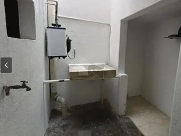Casa en Venta, en Esquina en Articulo 123, Ver. Ver