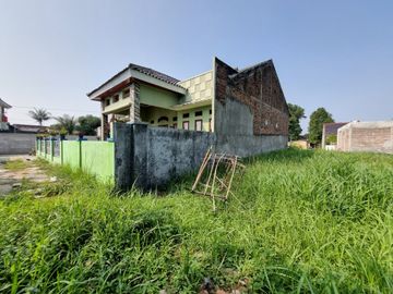 Tanah deket pintu tol serang Timur deket moss serang