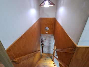 VENTA CASA 2 PISOS EN EL CORAZON COMERCIAL DE QUILICURA