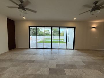 Casa en Venta en Privada Dzidzil-ha 1 Piso Entrega Inmediata