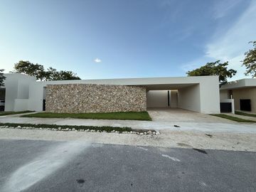 Casa en Venta en Privada Dzidzil-ha 1 Piso Entrega Inmediata