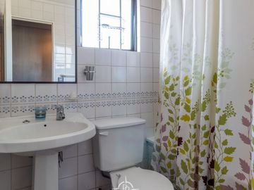 ¡Oportunidad única! Hermosa casa en venta en Lago Cochrane, La Florida.