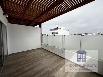 Duplex en San Borja con Enorme Terraza