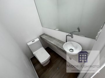 Duplex en San Borja con Enorme Terraza