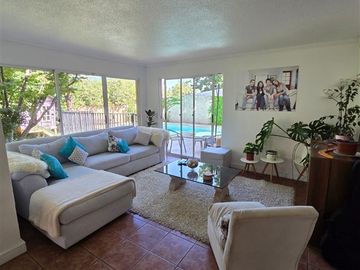 Casa en Venta en Camino de La Superiora, Alto Macul, La Florida