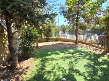 Casa en Venta en Camino de La Superiora, Alto Macul, La Florida