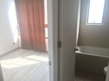 EXCELENTE!! Departamento de 2D1B en Calle Portugal / Santa Isabel, Santiago Centro