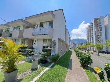 VENTA de CASAS en DOSQUEBRADAS