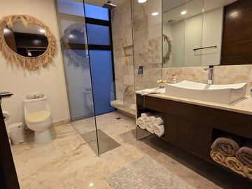 Villa en venta, Country Club Tulum , Akumal, Quintana Roo. Complejo de Bahia Principe