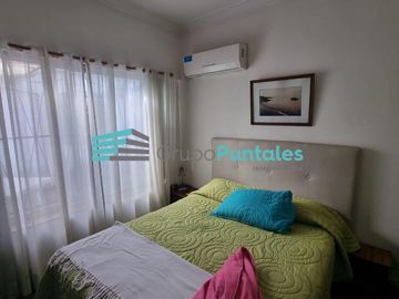 Casa en Burzaco sobre calle Alsina, con 4 ambientes, apta crédito, con escritura