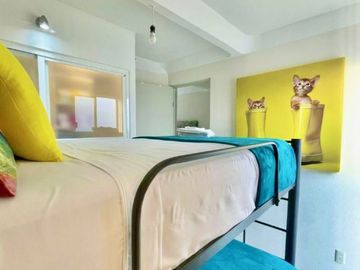 Venta Casa amueblada en Condominio con alberca.