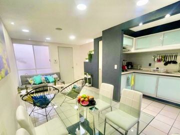 Venta Casa amueblada en Condominio con alberca.